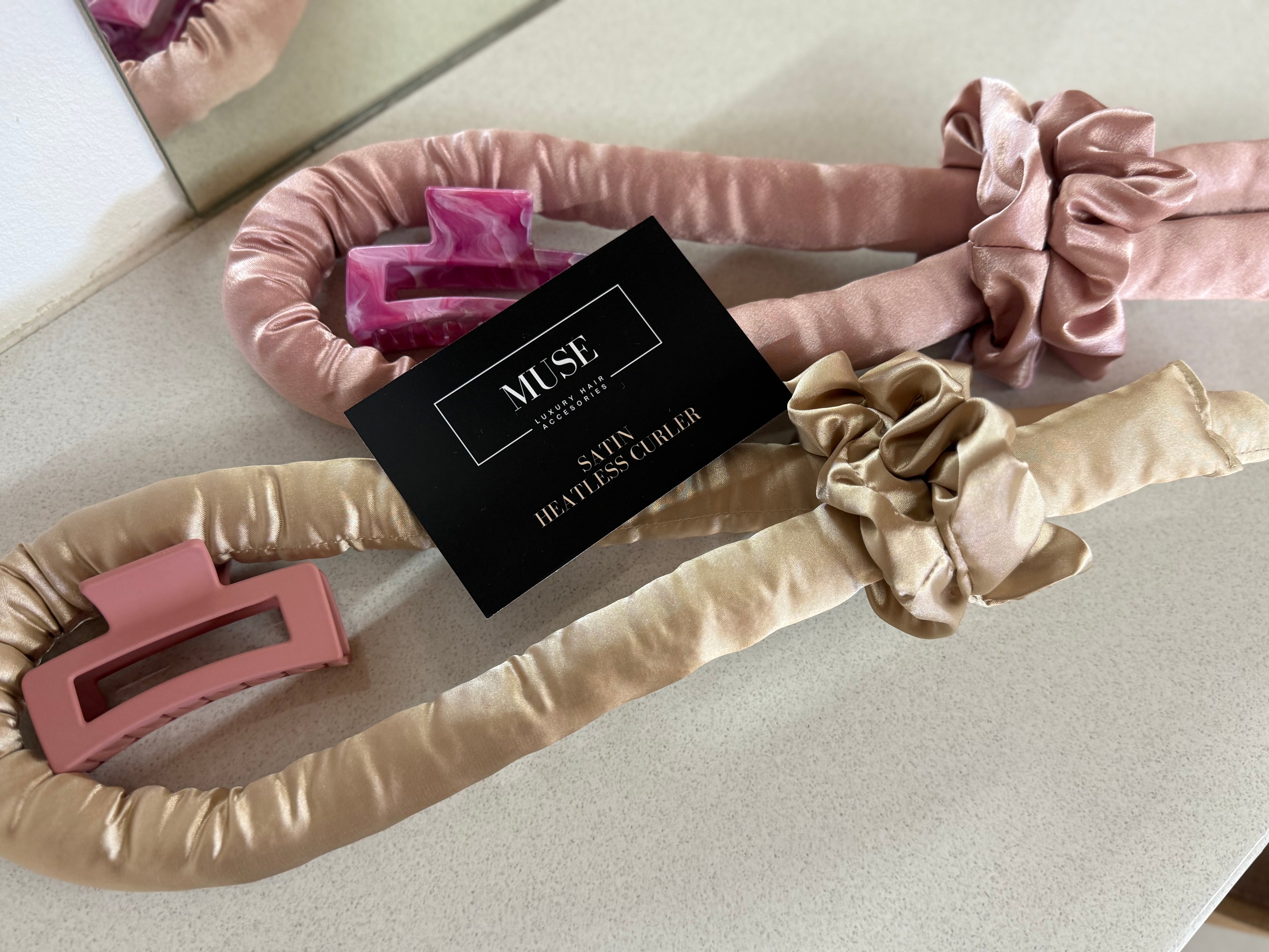 SATIN HEATLESS CURLER
